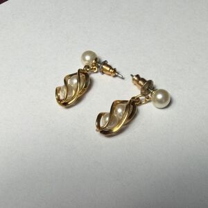 Vintage Gold-Tone Faux Pearl Twist Drop Earrings - Classic Women's Jewelry